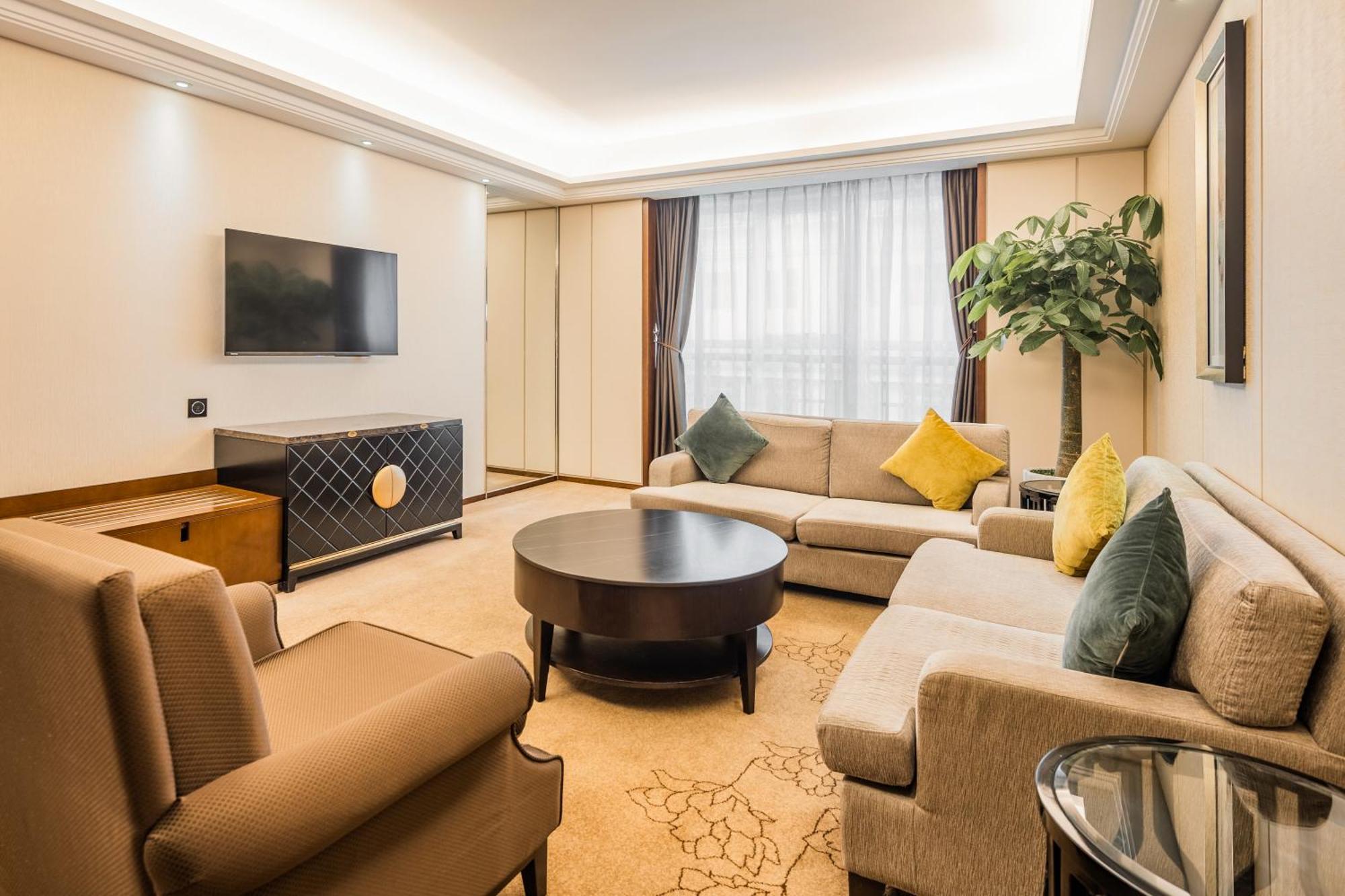 Maoming International Hotel Dış mekan fotoğraf